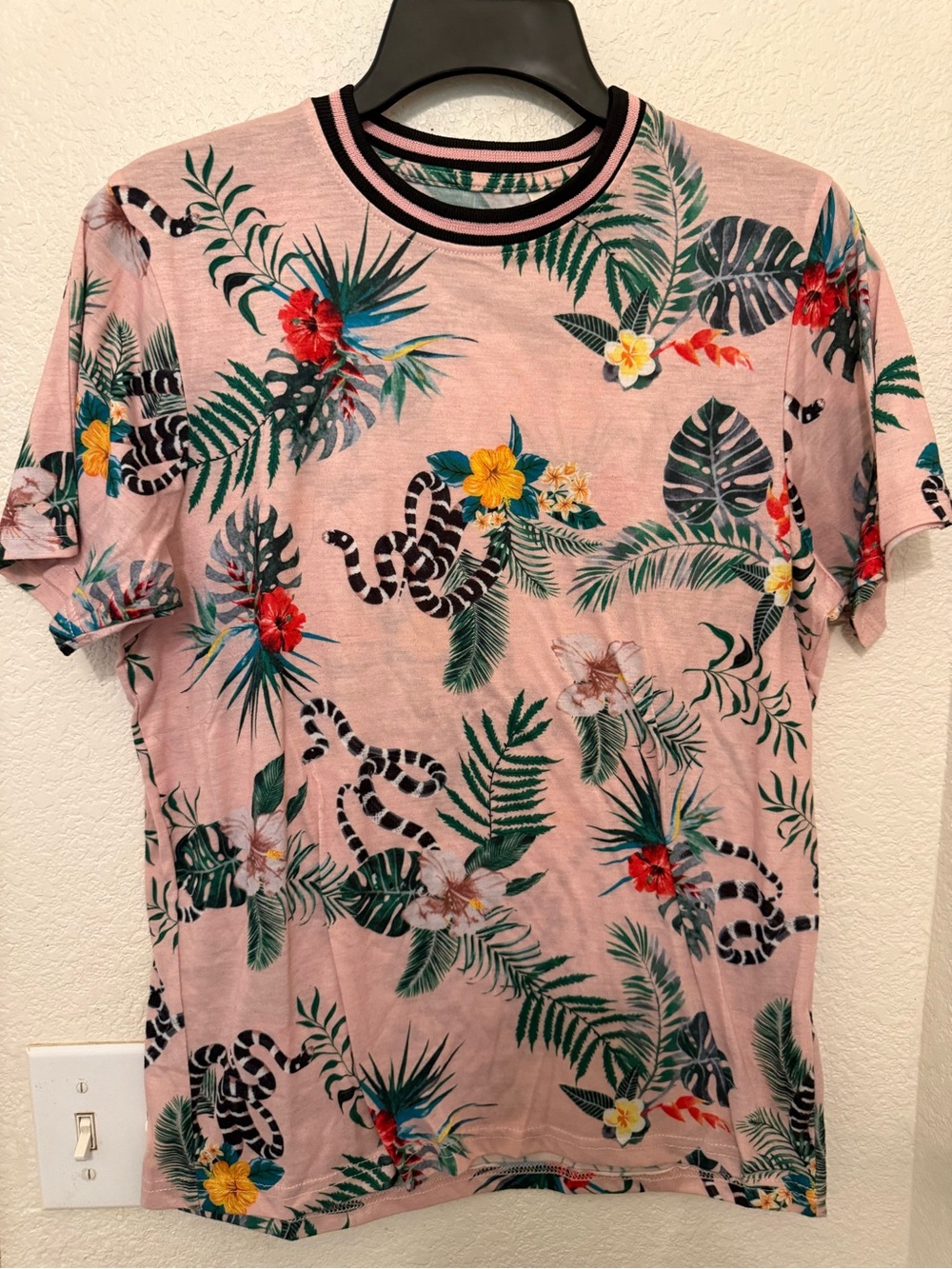 Women’s Pink Tropical Short Sleeve Tee with Floral & Leaf Print